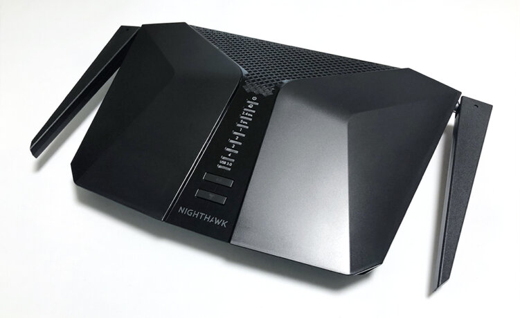 Trying Out NETGEAR's Latest Wi-Fi 6-Compatible Router, the RAX40-100JPS