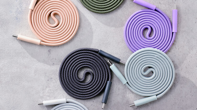CIO、フラット形状＋スパイラル収納の「Mate Flat Spiral Cable CtoC 1m」発売 PD最大240Wで1,980円