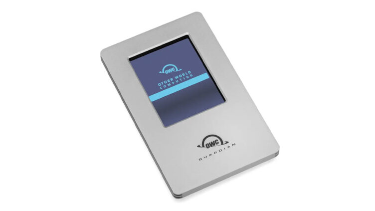 本体タッチ操作で暗号化を解除 画面付きポータブルSSD「OWC Guardian」が6月中旬発売