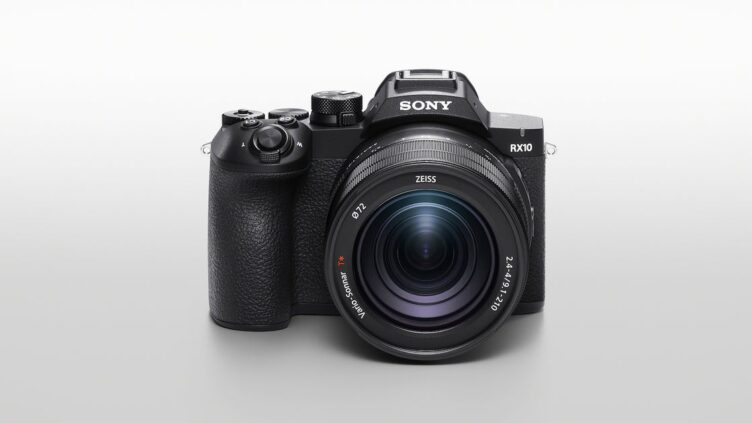 Sony發表RX10 V：睽違9年改款的24-600mm萬用長焦相機，搭載AI辨識對焦