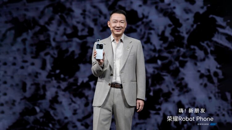 「HONOR Robot Phone」正式発表 4軸チタンジンバルの2億画素カメラ、約24万円から