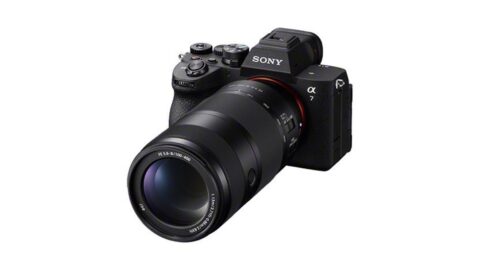 ソニー「FE 100-400mm F5.6-8 OSS」発表 654gの超望遠ズームが14万円前後、9月4日発売