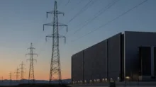 AI Energy Management Alliance 設立 データセンターと送電線のイメージ