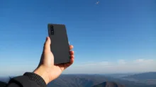 KDDI Starlink Mobile V2 satellite direct-to-smartphone service image