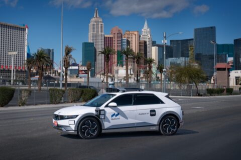 自动驾驶汽车能解释为什么刹车 Motional与MIT在公开道路验证CW-Net