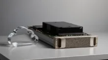 SalesforceとNVIDIAが発表したCRM推論モデル「Koa」のイメージ